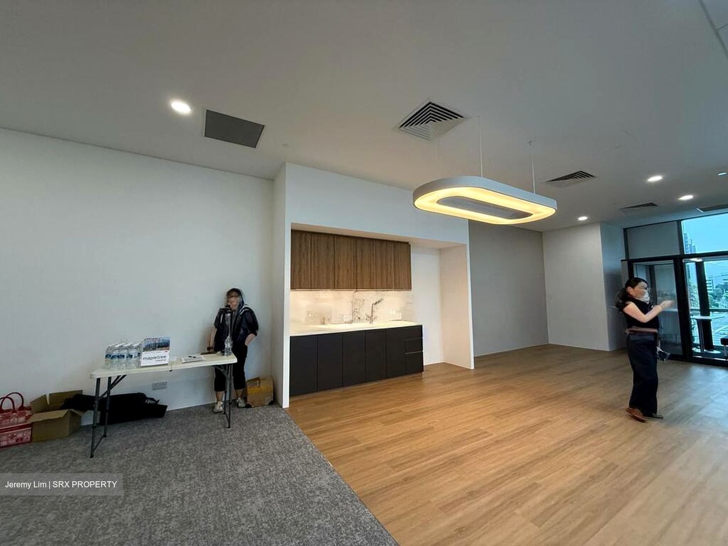 Kallang Way (D13), Factory #498458001
